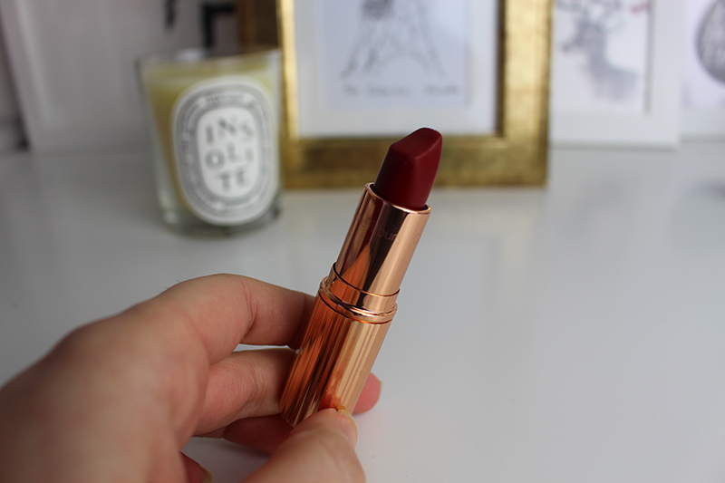 Charlotte tilbury red carpet red deals